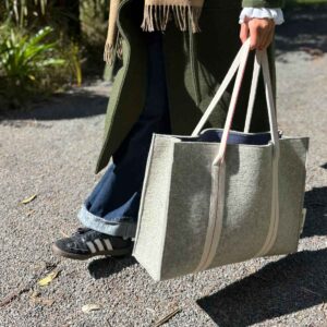 The Wool Bag - Navy