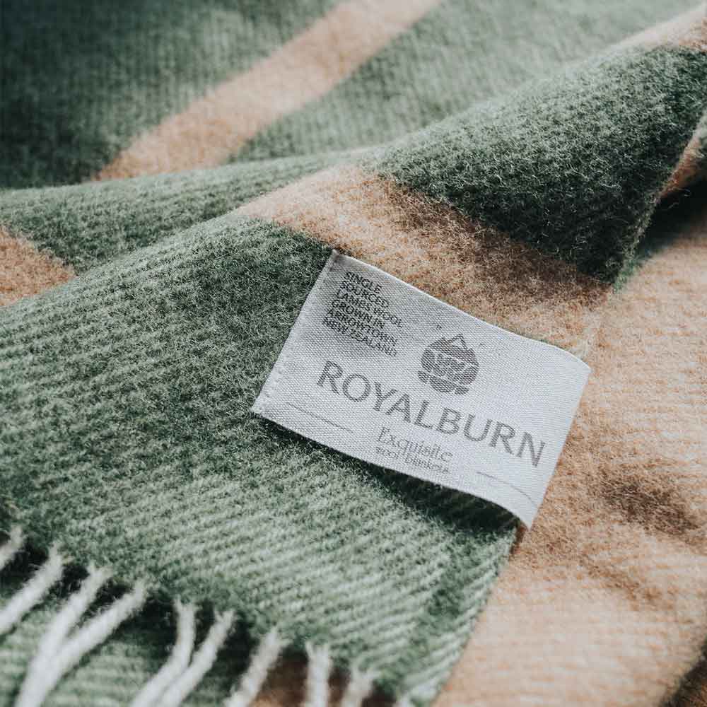 Throw - Kale and Barley - Image 4