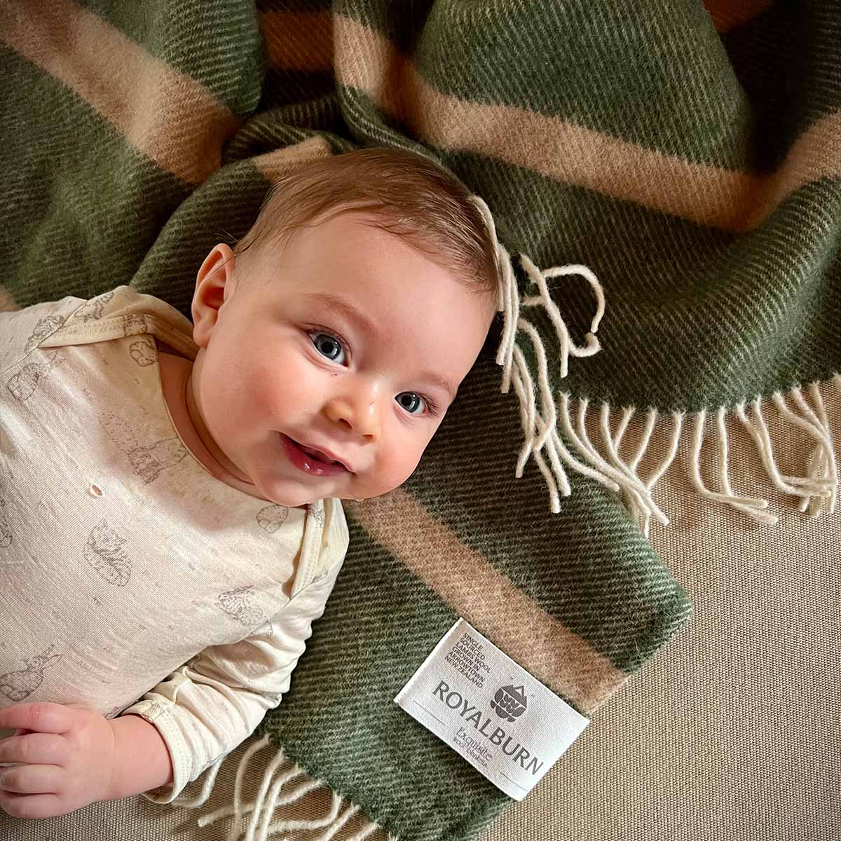 Throw - Kale and Barley - Image 5